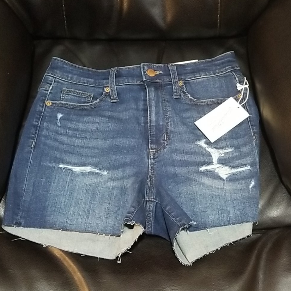 High-Rise Slim Fit Jean Shorts Universal Thread